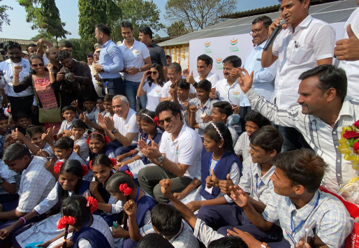 Interaction With Children at Vajreshwari